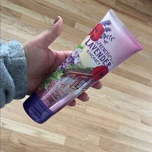 Bath & Body Works French Lavender & Honey Lotion on hold for @nbrice